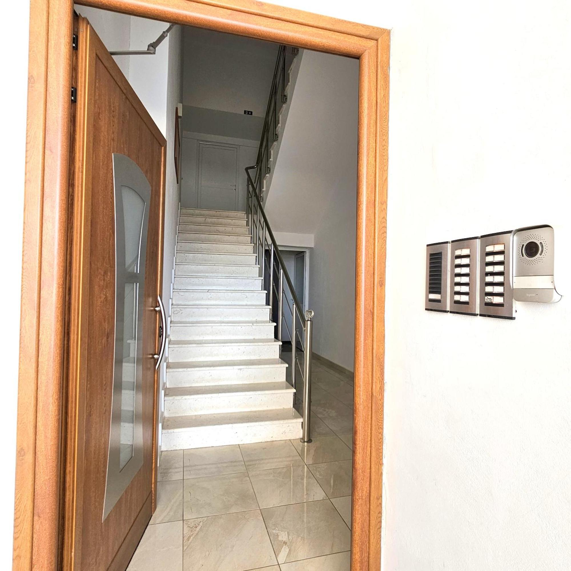 Apartament Vistula Sarande Luaran gambar